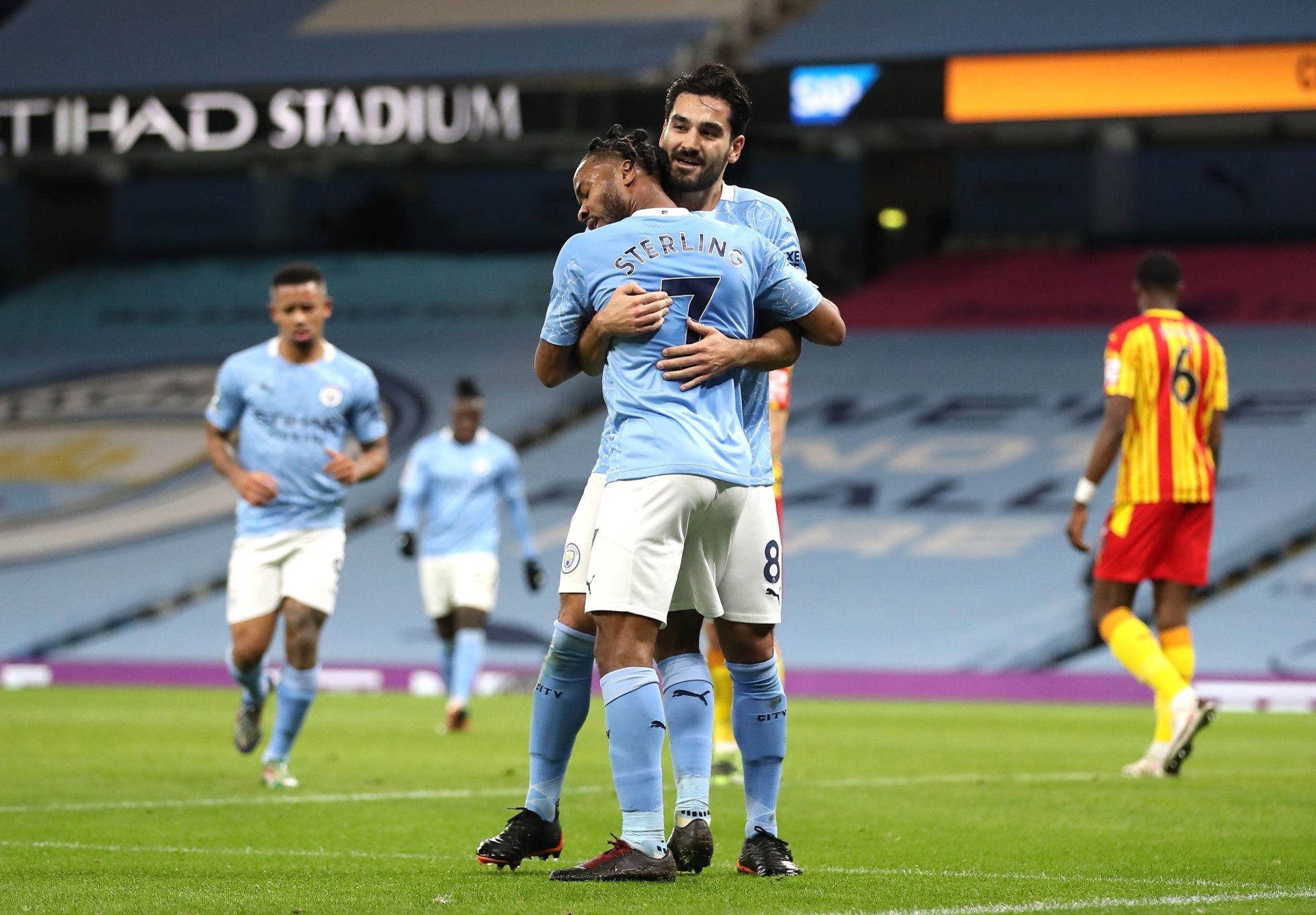 能与球队战 能与球队战