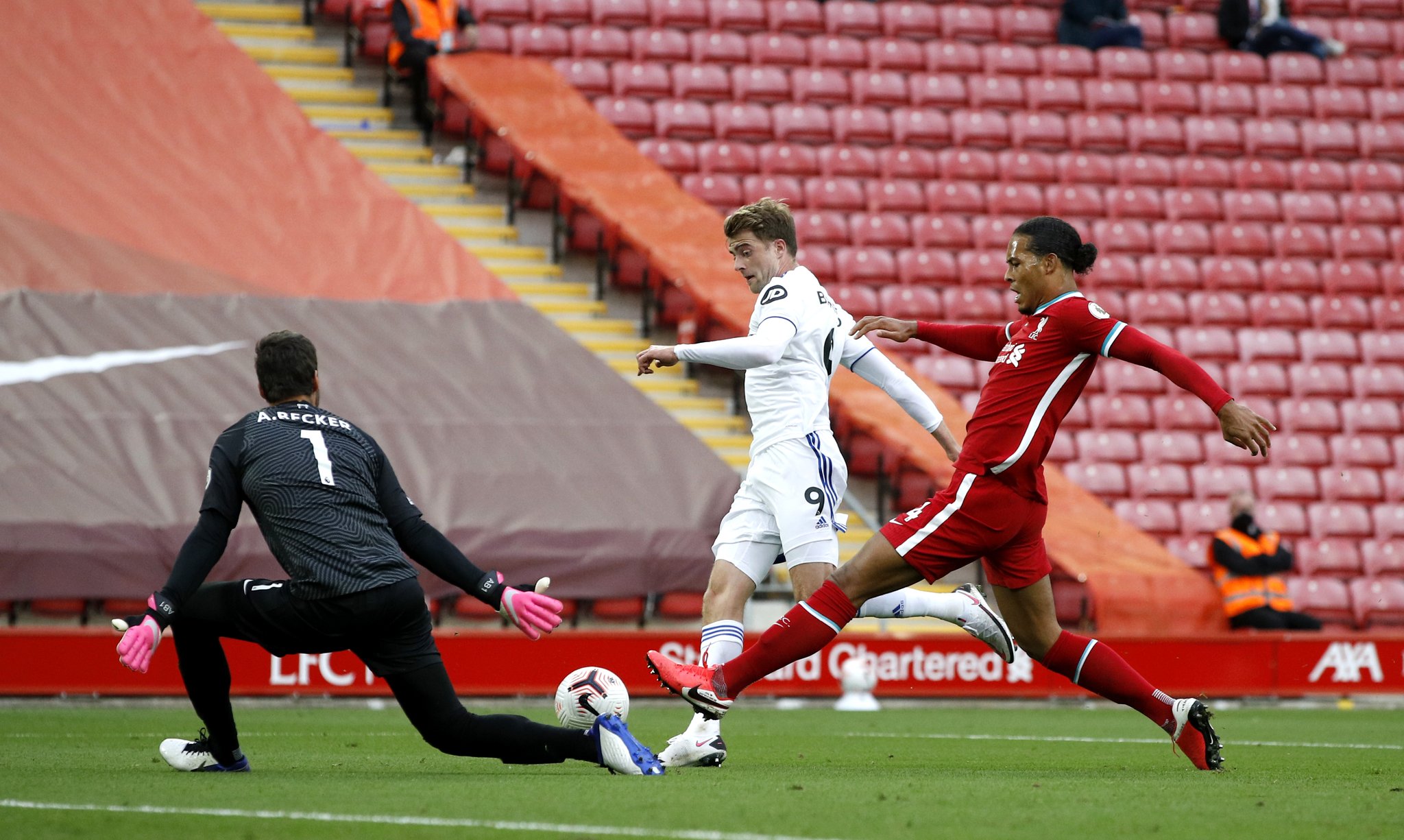 灵巧的脚下 灵巧的脚下